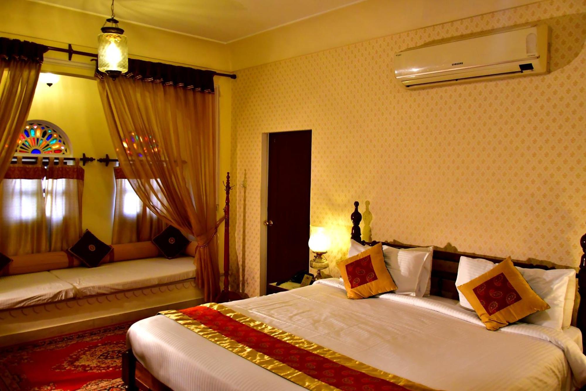 ג'איפור Khandela Haveli - A Boutique Heritage Hotel מראה חיצוני תמונה