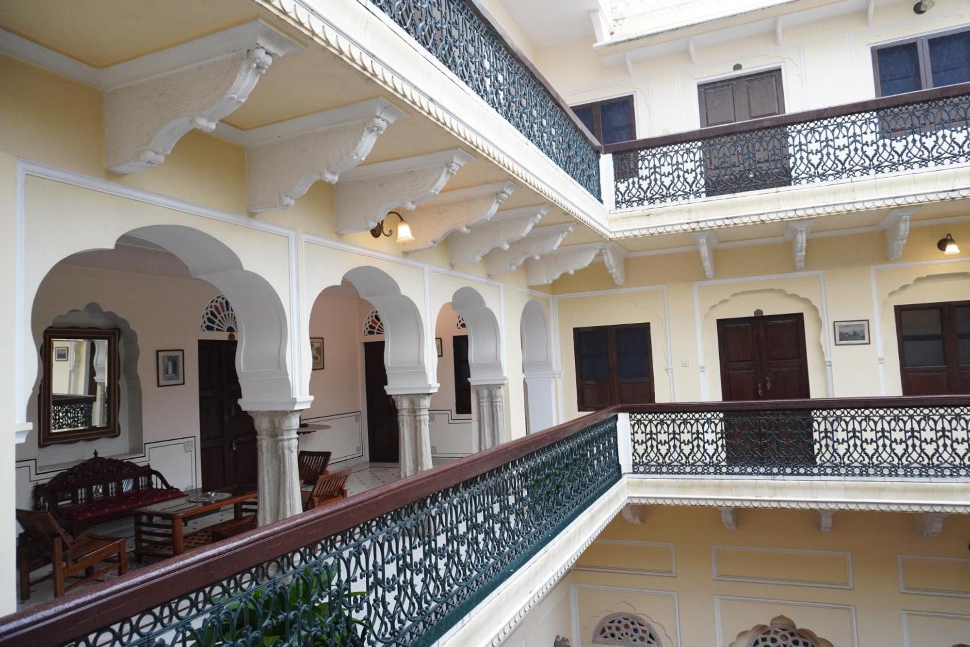 ג'איפור Khandela Haveli - A Boutique Heritage Hotel מראה חיצוני תמונה
